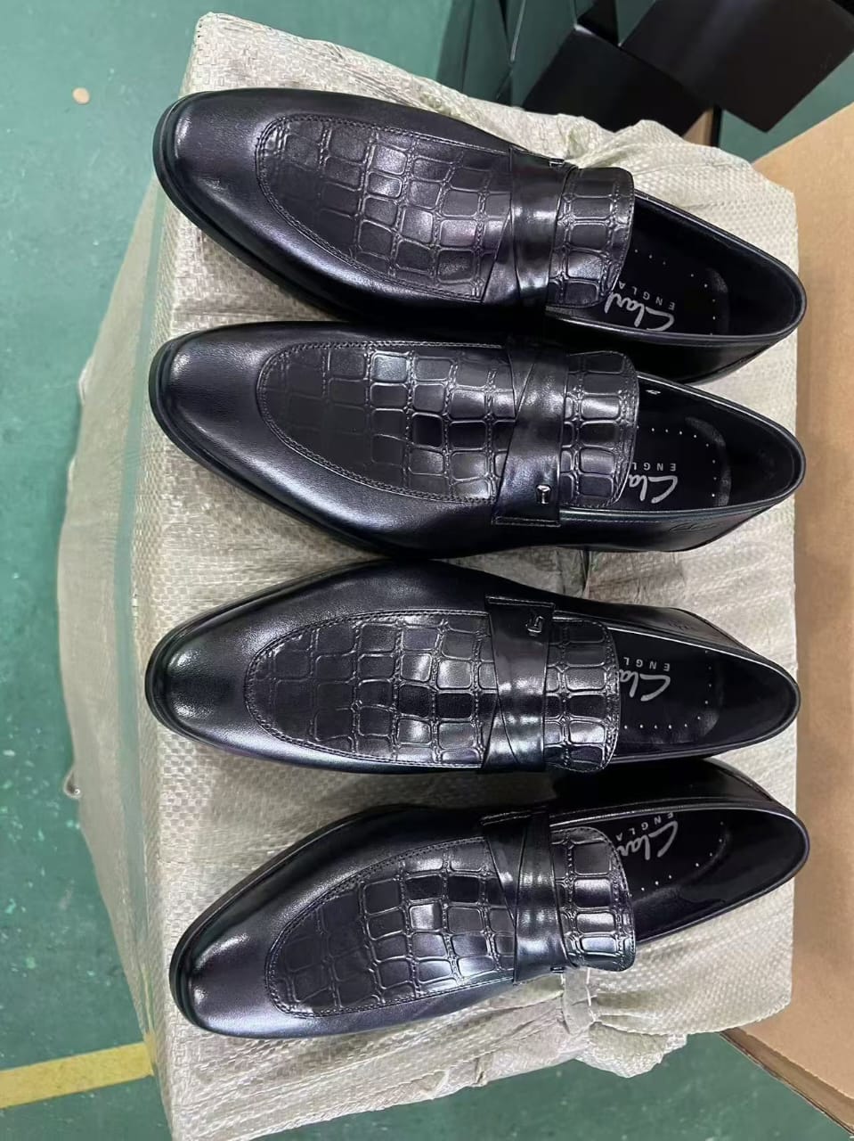 Clarks Men's Black Loafers