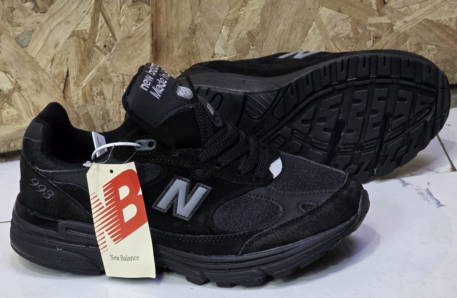 New Balance 993