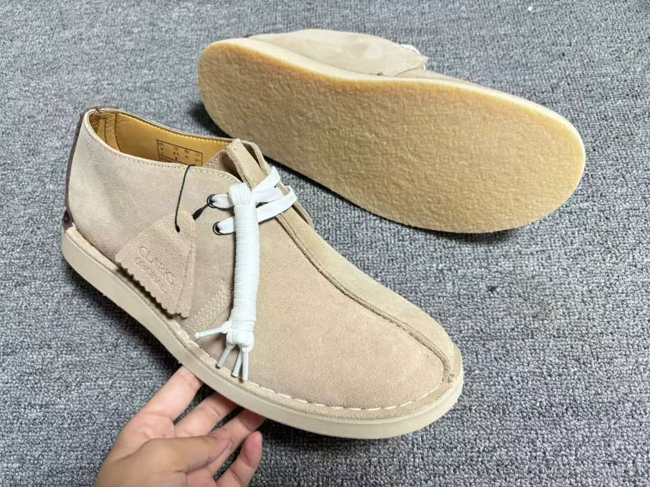 Clarks Originals Trek